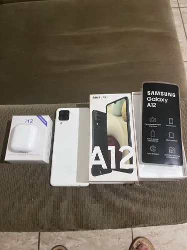 Vendo Samsung A12 + Fone Bluetooth i12 com caixa os dois