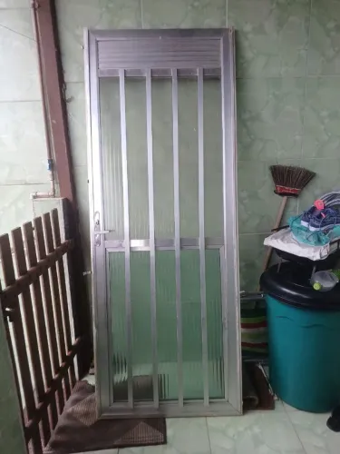 Vendo Porta de Alumínio