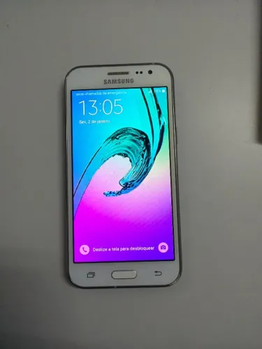 Galaxy J2 com 8Gb de Memória (Usadinho sem caixa e carregador)