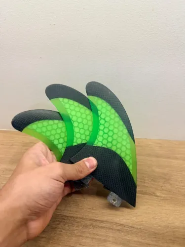 Quilhas de carbono fcs1