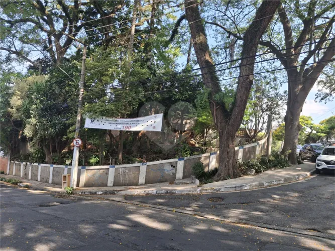 Terreno com 1 quartos à venda em Sumaré - SP