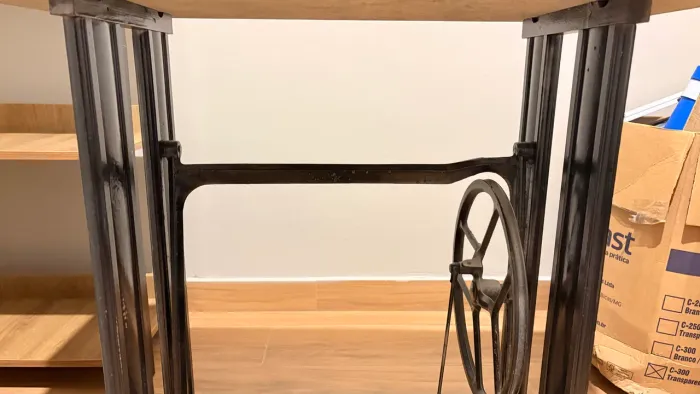 mesa de costura com mármore - singer