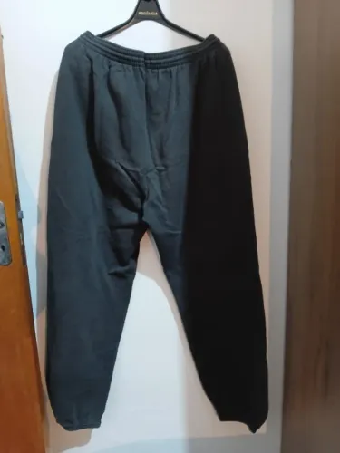 calça moleton preta importada