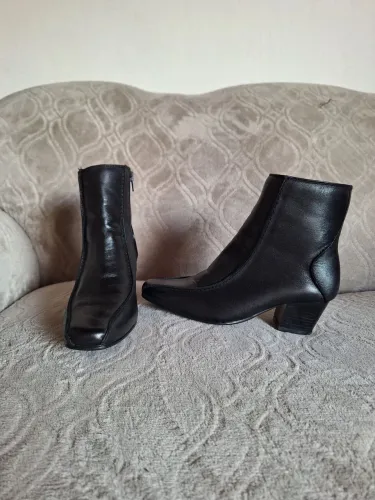 Bota de Couro Confort Plus - 35
