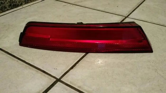 Lanterna do parachoque traseiro Volkswagen fox 2011/2014