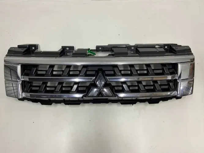 Grade Mitsubishi Pajero Full 2015 2016 2017 2018 2019