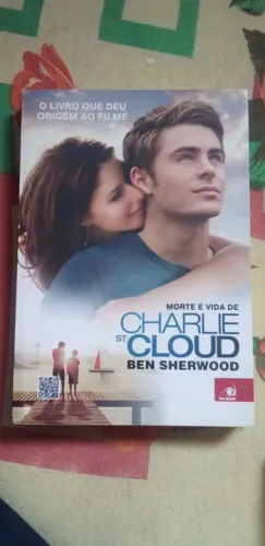 Livro Romance Mortece Vida de Charlie