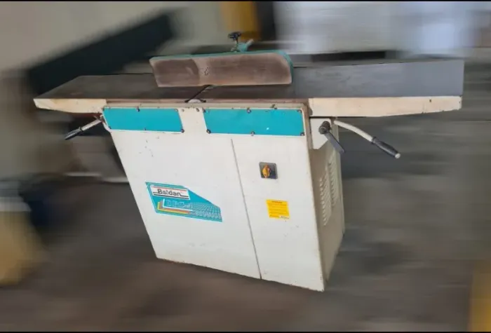 Plaina Desempenadeira Mesa 1.800 x 320mm DPC-4 BALDAN