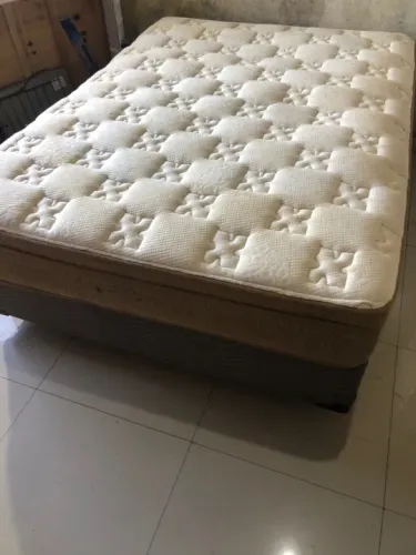 Cama casal otimo estado