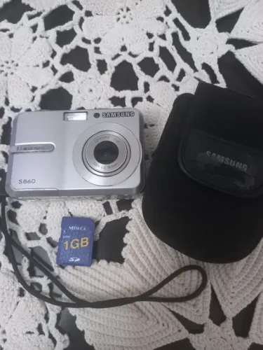 Câmera Digital Samsung S860 8.1 megapixels