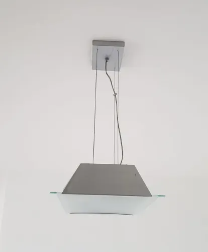Lustre Moderno em alumínio e Vidro