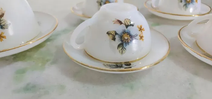 Antiguidade! Peças em porcelana francesa