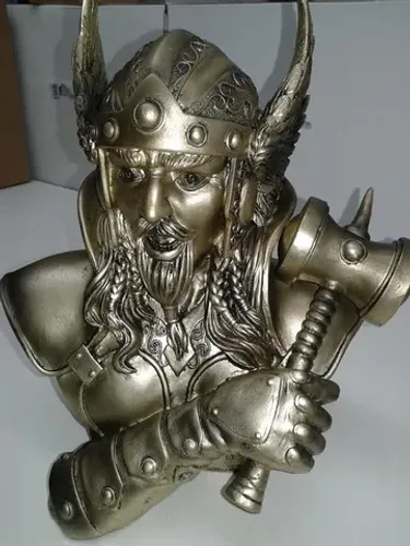 Busto De Poli Resina Thor