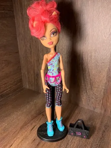 Boneca Monster High Howleen Wolf