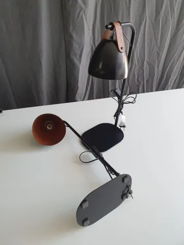 Conjunto de 2 Luminárias de Mesa
