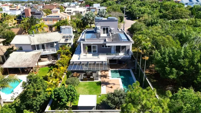 Casa Moderna em Condomínio Exclusivo!