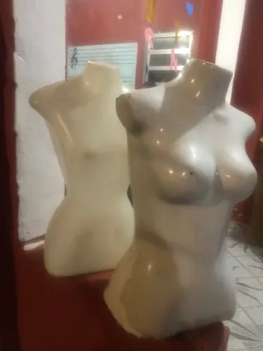 Manequins