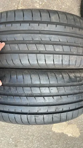 Pneu 215/40/18 Goodyer 95 % Vida