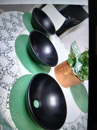 Cubas de pia  de vidro preto fosco novas , peças lindas.
