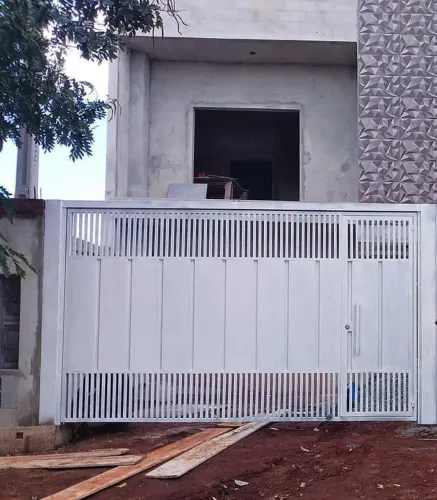 Portão de Aço Chapa Bandeja Vertical Medidas e Valores a Consultar