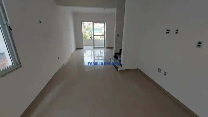 Casa sobreposta alta à venda 3 suítes lazer Aparecida Santos SP
