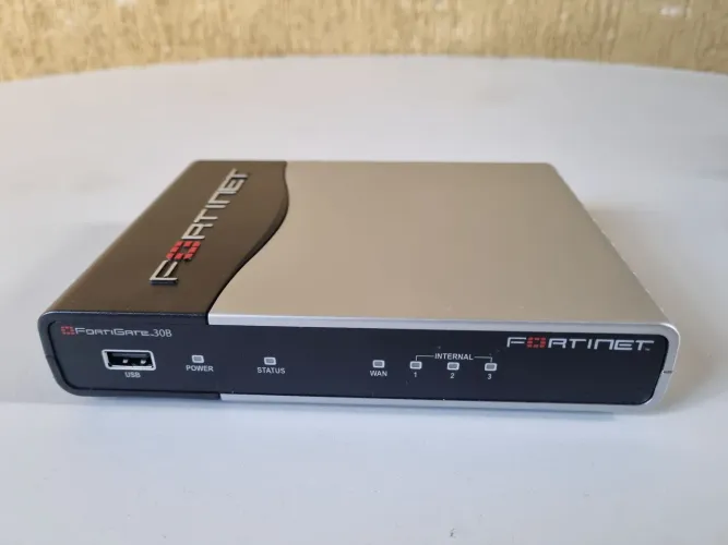 FortiGate 30B - Firewall/ Roteador Corporativo