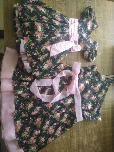 Vestidos mãe e filha florais 