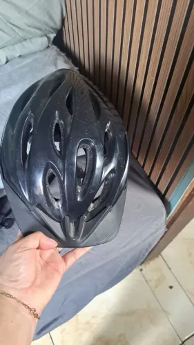 2 Capacetes de ciclismo 