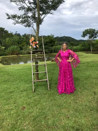 Vestidos de madrinhas na cor fúcsia