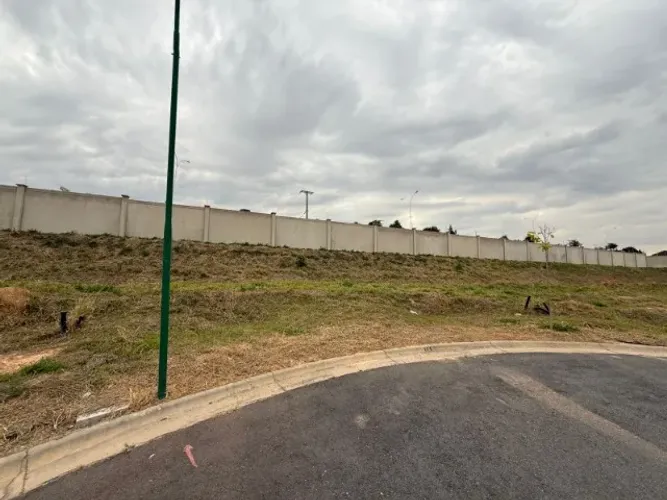 Oportunidade - Terreno 564,52m² à venda no Condomínio Casa do Lago