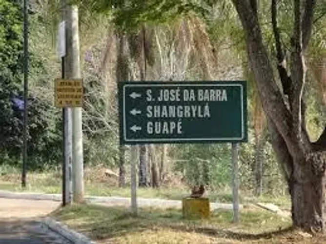 Lote de Esquina 250m² no Balneário Shangrylá I - Lago de Furnas - Mapa do Turismo