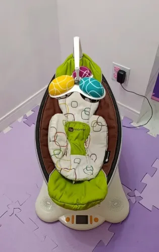 Cadeira de Descanso para bebês Mamarroo 4 Moms 3.0.