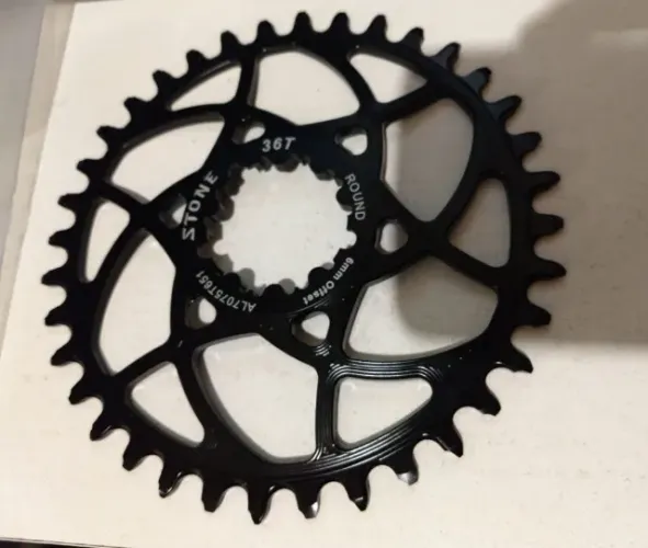 Coroa STONE 36T 6mm 