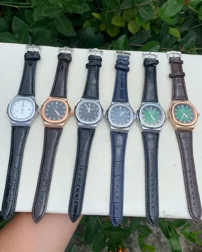 Relógios Elegantes com Design Exclusivo - Diversas Cores