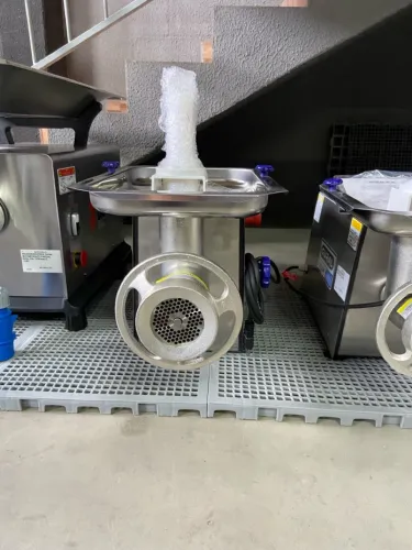 MOEDOR DE CARNES MGI-22 - GURAL