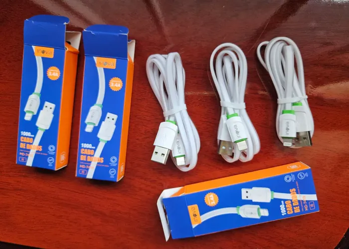 Cabo USB p/ iphone (Novo) 1 por 8,00 ou 2 por 15,00