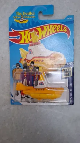 Hot Wheels - The Beatles Yellow Submarine