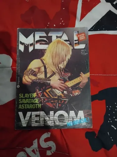 Revista Metal anos 80 (capa venom)