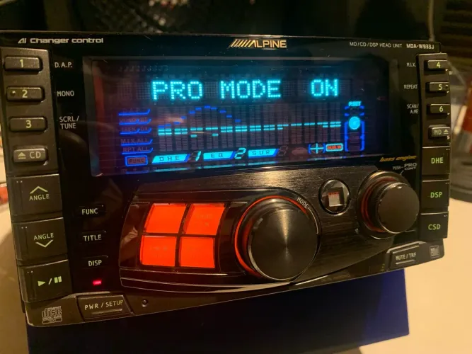 Som Automotivo 2 DIN Japonês Alpine Profissional MD e CD Estado de Novo