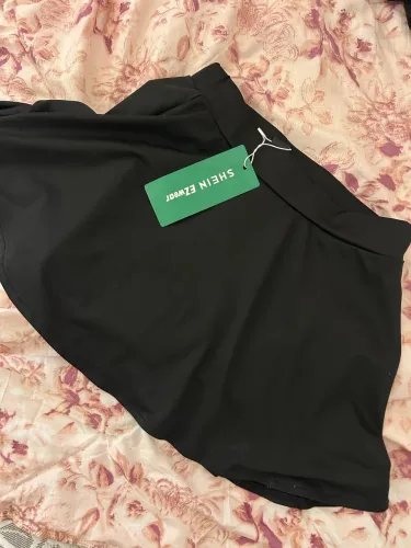 Short-saia para academia.
