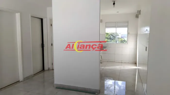 Apartamento 50m², com 2 quartos à locação na Vila Nova Bonsucesso