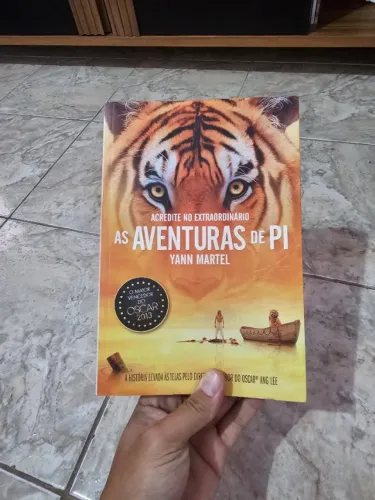 Livro As Aventuras de Pi - Yann Martel