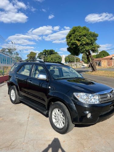 Imagem de Toyota Hilux SW4 SRV D4-d 4X4 3.0 TDI Dies. AUT 2011
