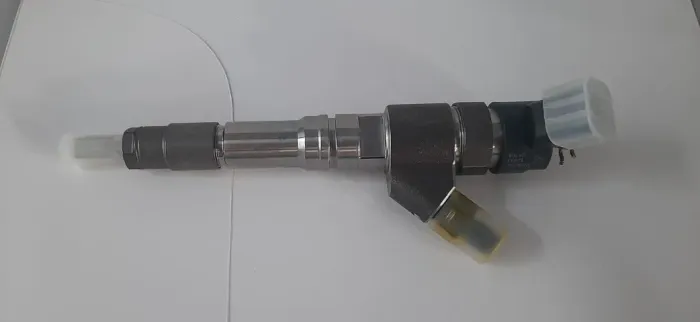Bico Injetor Volvo Penta ref. 23324678 para motor D4/D6