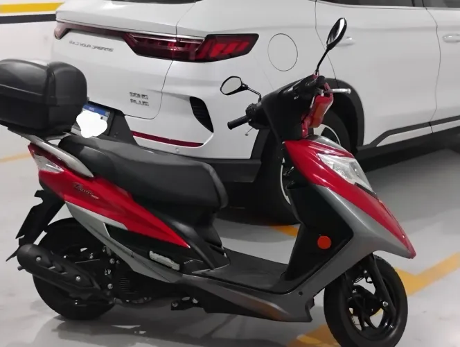 Suzuki lindy hauojue burgman