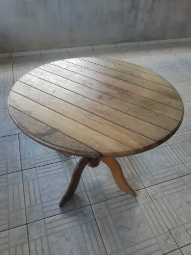 Mesa de jantar de Madeira Maciça