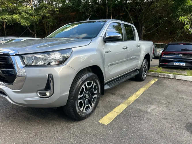 Toyota Hilux CD SRV 4X4 2.8 TDI Diesel Aut. 2022