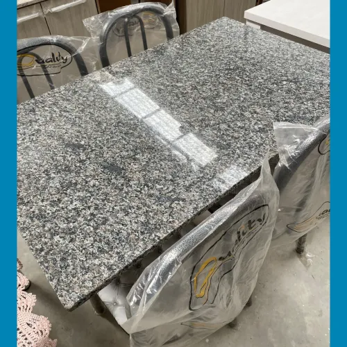 Mesa com 4 cadeiras - entregamos hoje 