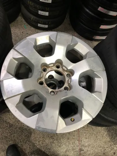 Rodas aro 17 6x139 para caminhonete sem reformas por 1990$ as 4 seminovas
