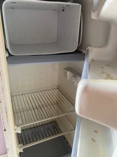 Geladeira quebra galho